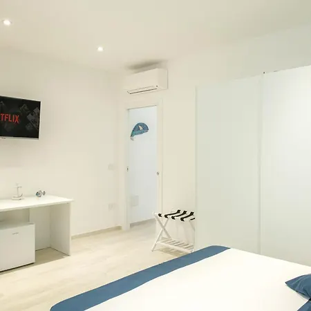 Private And Pool In The Free Wi-fi *