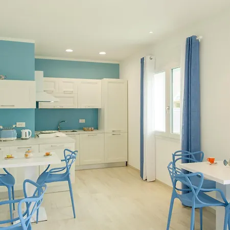Private And Pool In The Free Wi-fi Guest house