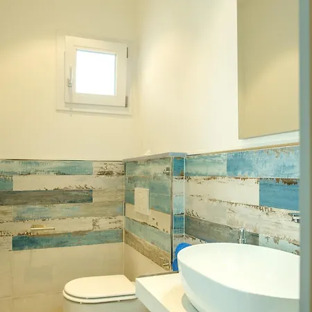Private And Pool In The Free Wi-fi Guest house *